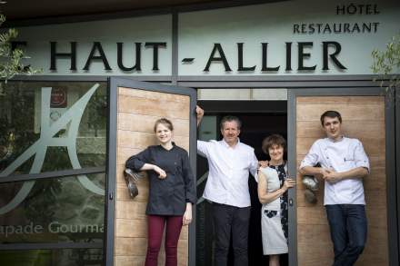 → Le Haut Allier · Hôtel Restaurant Alleyras · Haute-Loire équipe